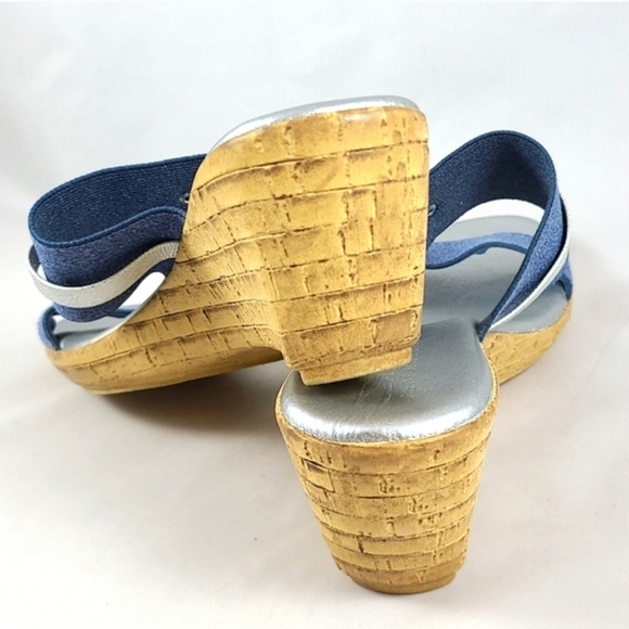 Italian Shoemakers Vivian Slip On Wedge Platform Denim Blue Sandals Straps Sz 10 - Picture 9 of 15